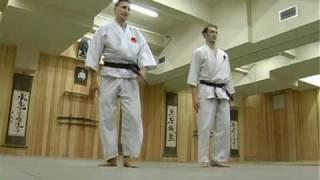 Aikido techniques demonstration by Dennis Apen'ko and Sergey Gromov in Misogikan Dojo. 23-12-2007