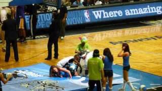 cheerleader breaking her leg!!!