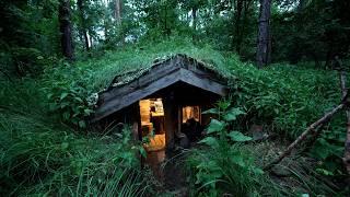 I Spent 24 Hours in an Old Damp Hut, Escaping from Wild Boars