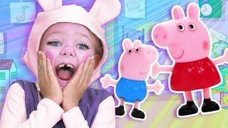 Peppa Pig Finger Family | Finger Family Fun House | WigglePop