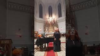 Aura Twarowska sings Schubert's AVE MARIA.