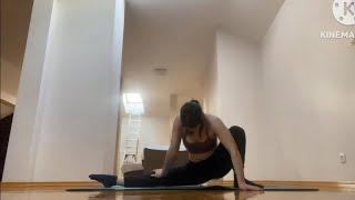 ￼20 Minute Intermediate middle split stretching routine(follow along,no t￼alking)