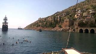 Турция. Алания. Средиземное море. Turkey. Alanya. Quay. Mediterranean sea