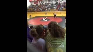 Austin Bauer wrestling