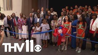 Little Rock School District holds ribbon cutting for new school