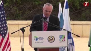 Minister Steinitz at 9-11 Memorial, 2013