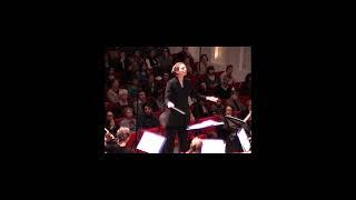 Le Sacre du Printemps - under 10 min (excerpts), Hebe de Champeaux - conductor