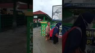 MASJID AGUNG BANTEN BANJIR.....?