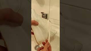 Как легко снять РУЧКУ СМЕСИТЕЛЯ, КРАНА #shorts