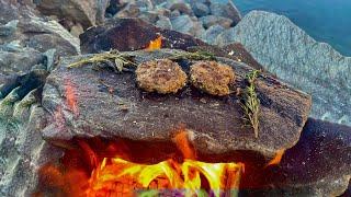 Natural Stone-Grilled Kebab Burgers: A Flavor Explosion!