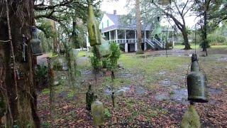 The Haunted Magnolia Lane Plantation: A Quick Informal Tour With The Chigg