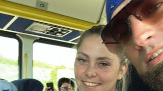 Steelofunkboogi is on bus with Emily!