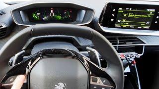 Peugeot 2008  - Interior convenience features.