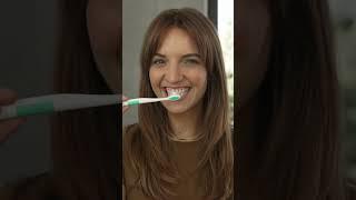 Smile with AP 24® Whitening Fluoride Toothpaste | Nu Skin Pacific