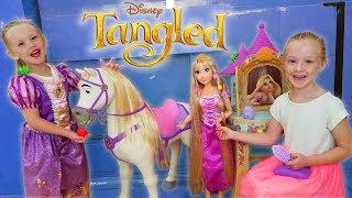 Pretend Playtime With Rapunzel and My Size Maximus! Disney Tangled Toys!!