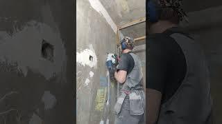 Часть 2. Штробление стен под проводку в панельном доме, бетон.