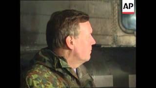 BOSNIA: SARAJEVO: GERMAN DEFENCE MINISTER VOLKER RUEHE VISIT