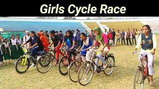 সাইকেল রেসে দুইটি মেয়ে মারাত্মকভাবে আহত হল। Women Bicycle Race. Mitro Studio.