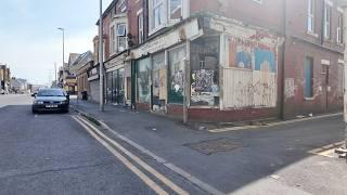 Blackpool Heat Wave Is Here!  We Tried the FAMOUS Notarianni Ice Cream As Woolworths is a Carpark !!