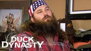 Willie Hires a New Assistant… What Could Go Wrong? | Duck Dynasty
