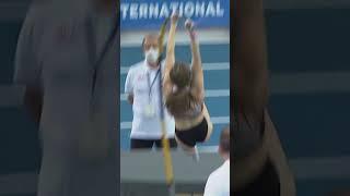 Beautiful Pole Vaulter - Chiara Sistermann