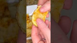 Crispy potato chips  #easyrecipe #quickrecipe #snacks #lunch #chips #snackvideo #dinner