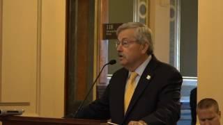 Gov Branstad at AWEA press conf: Iowa now over 35% wind-powered