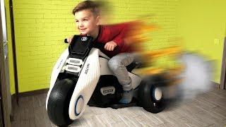 Mini Sportbike from the future. Unboxing and Assembling Toy Power Wheels Mini Moto for kids.