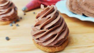 Chocolate cream with mascarpone for cakes and desserts. No eggs, no cooking