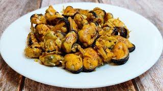 MUSSELS WITH GARLIC IN A PAN HOW TO COOK MUSSELS Tasty and fast