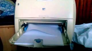 мнет листы.. hp laserjet 1200..