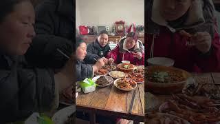 The three sisters started working again and shared every bit of rural food life. My cousin came