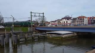 Maassluis Draaibrug Hondenkop mat '46. Hoekse lijn RET