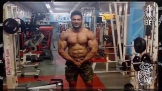 Wasim Khan shoulders and traps training