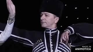 Грузинский танец - "Картули" (Amina Akhmadova and Dikalu Muzakaev)