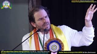 Mr. Maurice Fernandez of USA addressing on "Reincarnation in Astrology"