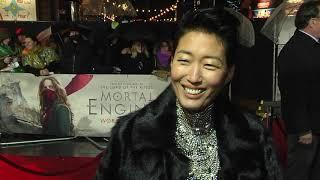 Mortal Engines: Jihae "Anna Fang" Movie Premiere Interview | ScreenSlam