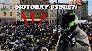 OBROVSKÝ SRAZ A PLNÉ MĚSTO MOTOREK / MOTOVLOG#5