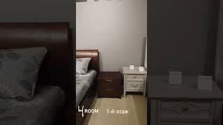 Спальня из тёмного дерева в салоне Buczynski. ТЦ 4ROOM