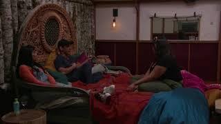 BB21 Live Feeds | Sis, Jess & Tommy talk about Jackson being Disrespectful to Women