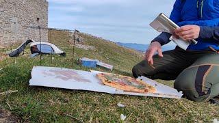 Tutorial su come (non) scaldare la pizza in montagna  (Monte Linzone)