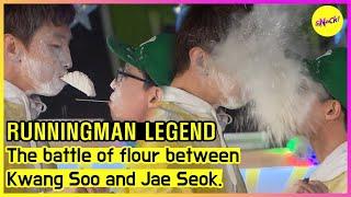 [RUNNINGMAN THE LEGEND] The battle of flour between Kwang Soo and Jae Seok. (ENGSUB)