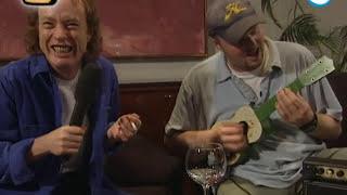 Raabigram: Stefan Raab vs. Angus Young von ACDC - TV total