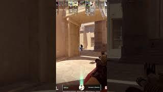 Залетела шара во второго типа #shorts #short #cs2 #csgo #counterstrike #game #gaming #ксго #кс2