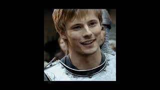 Meni doʻstim dedingmi "Afsungar Merlin" Artur va Merlinning birinchi tanishuvi  #merlin #afsungar