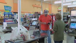 Arkansas town keeps only grocery store