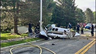 1 dead, 1 hurt in Mass. plane crash