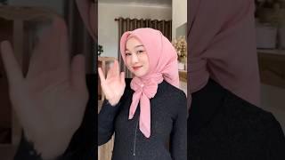 Cara Pakai Jilbab Segiempat Simpel tapi Cantik  #shorts #hijabstyle #tutorialhijabsegiempat