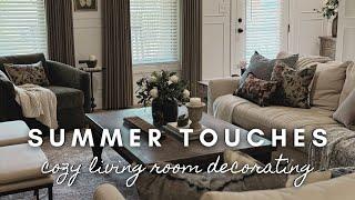 Summer Touches | cozy living room decorating