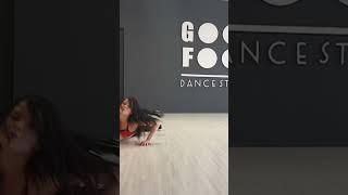 Dancing)